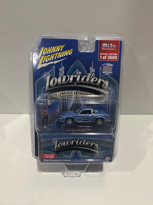 1/64 MiJo Johnny Lightning Lowriders 1984 Oldsmobile Cutlass