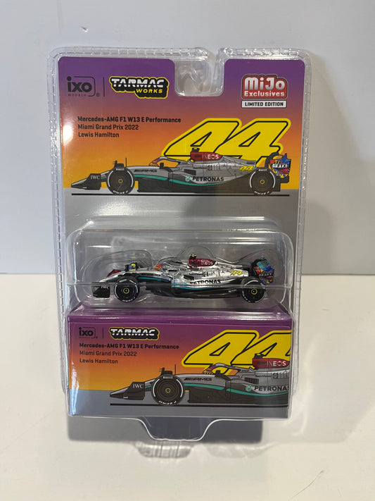 1/64 MiJo Tarmac Works #44 Lewis Hamilton Mercedes-AMG F1 W13 E Performance Formula 1