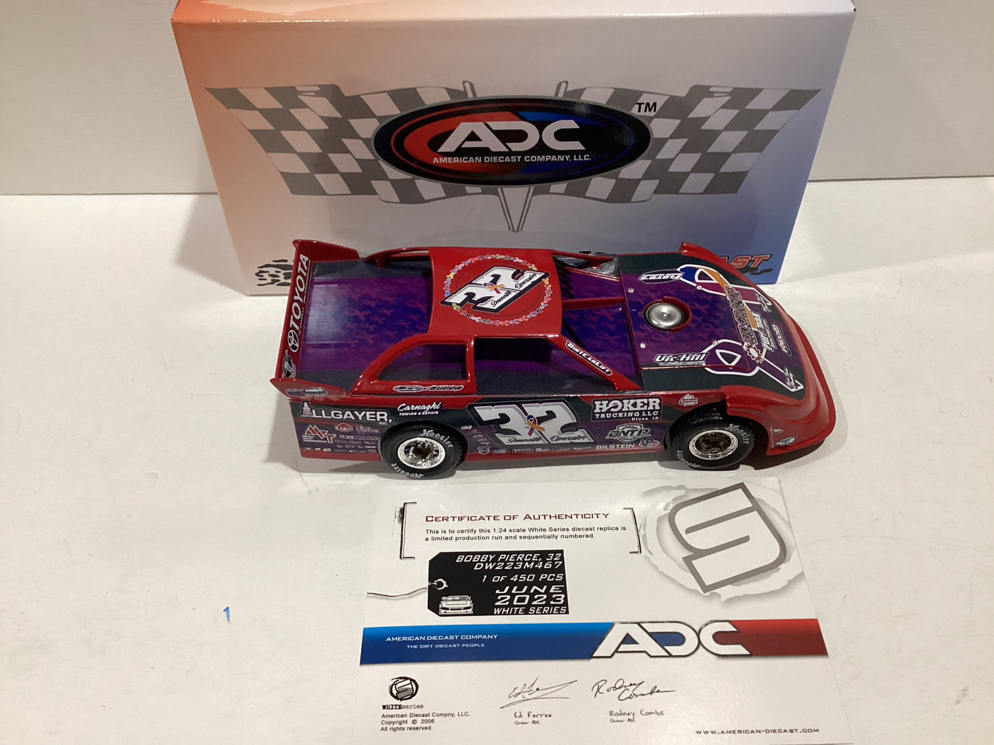 1/24 ADC 2023 #32 Bobby Pierce Cancer Awareness Dirt Late Model