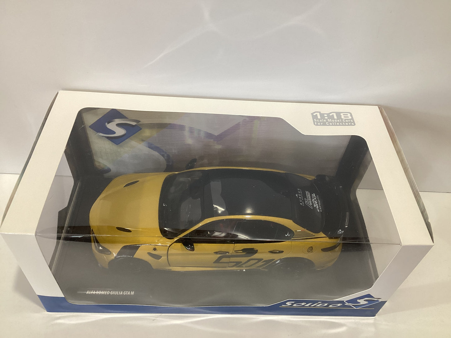 1/18 Solido Yello Alfa Romeo Giulia GTA M Nagemaakt 2022